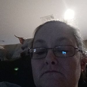 Meet your Posher, Adrienne